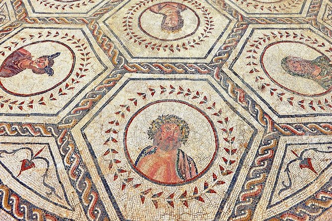 Historical Italica: Half-Day Guided Tour from Seville - San Isidoro del Campo: a useful extra or a long second act