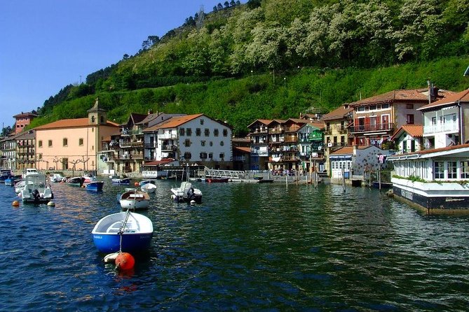 Hondarribia, San Juan & San Pedro from San Sebastian - Hondarribia: the morning’s main historical stop