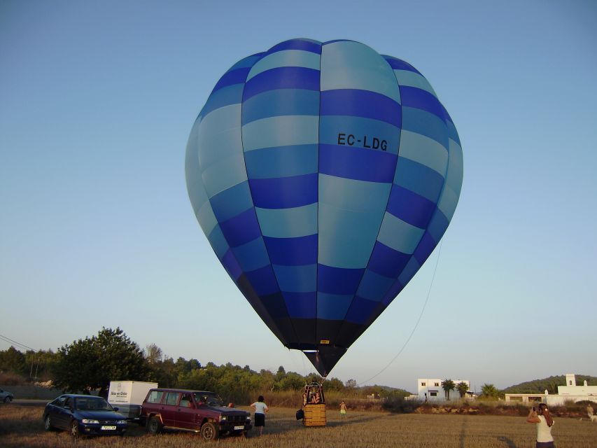 Hot Air Balloon Ride over Ibiza - Ibiza before breakfast, seen from the sky