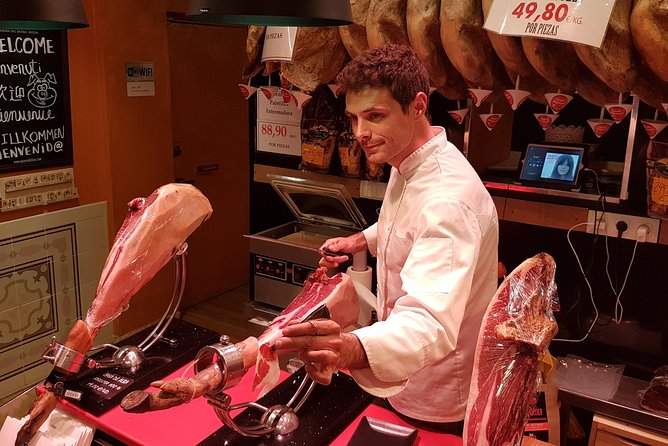 Iberian Ham and Wine Small Group Tour in Madrid - What the guide adds to the food