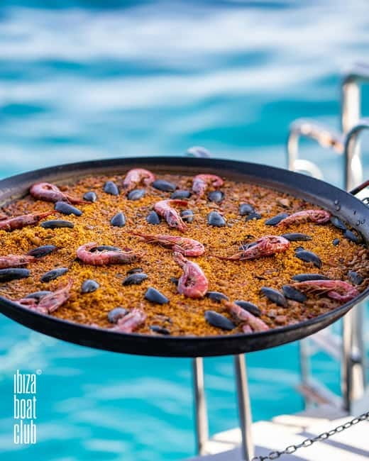 Ibiza: Formentera Cruise at Ibiza Boat Club - Five free hours around La Savina