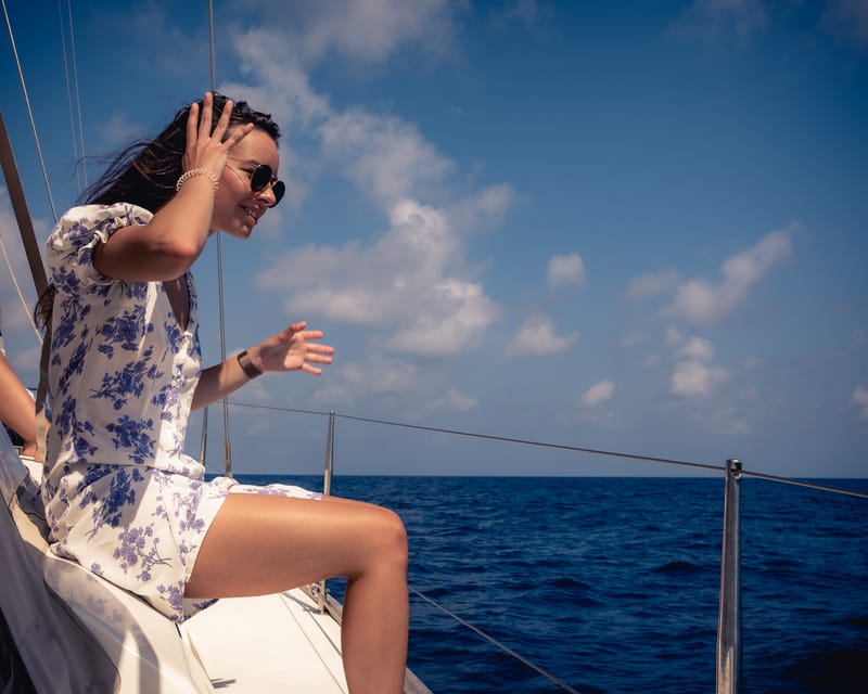 Ibiza: Midday or Sunset Sailing with Snacks and Open Bar - What the Crew Adds to the Experience