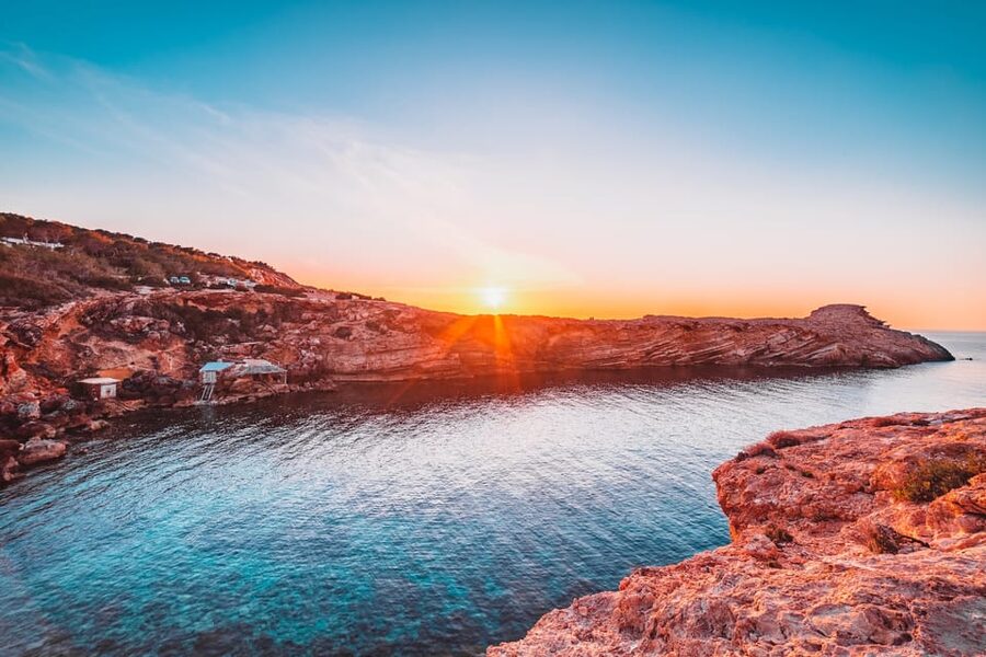 Ibiza: Midday or Sunset Sailing with Snacks and Open Bar - Private Charter or Small Shared Group