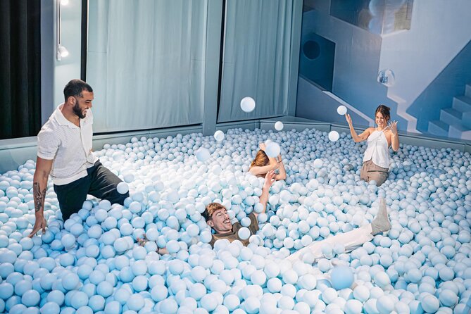 IKONO: a Unique Sensory and Photographic Experience - IKONO Madrid at a glance