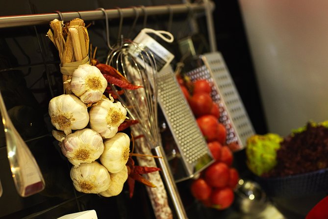 Interactive Paella & Market: Bottomless Wine & Rambla Views - What you may cook during the four hours
