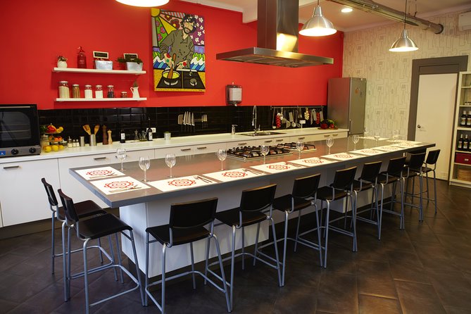 Interactive Paella & Market: Bottomless Wine & Rambla Views - Wine, lunch, and the view over La Rambla