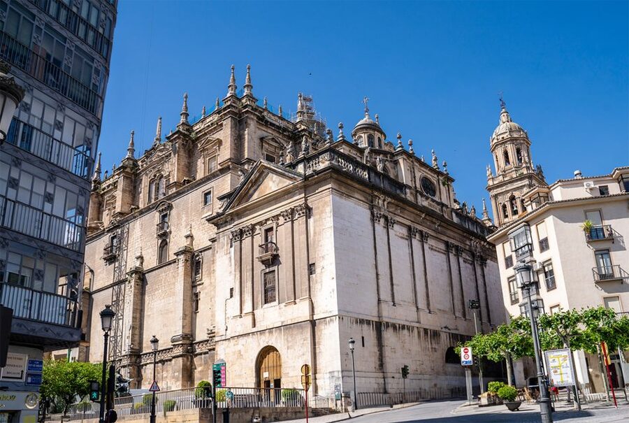 Jaén: 3-hour tour, Cathedral, Jewish Quarter and Arab Baths - Inside Spain’s largest preserved Arab Baths