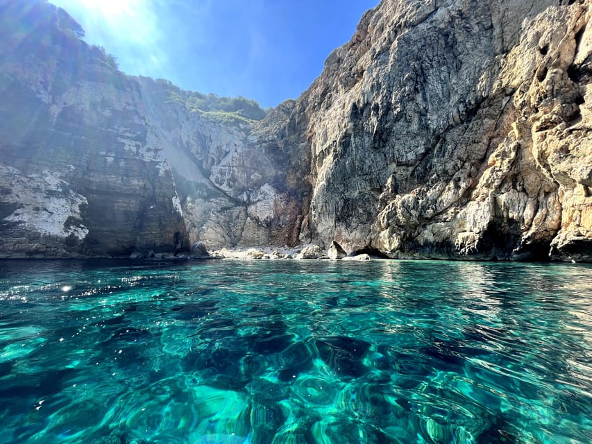 Jávea: Cala Portixol Kayak Tour with Snorkel & Cliff Jumping - What the Cala Portixol kayak trip is really like