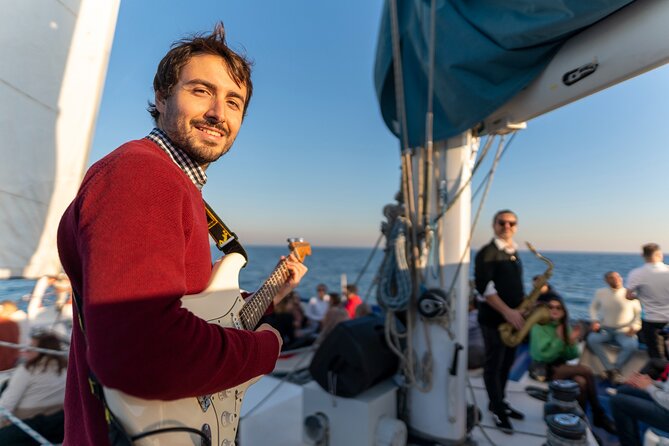 Jazz and Chill Out Sailing in Barcelona - What the 90-minute route actually feels like