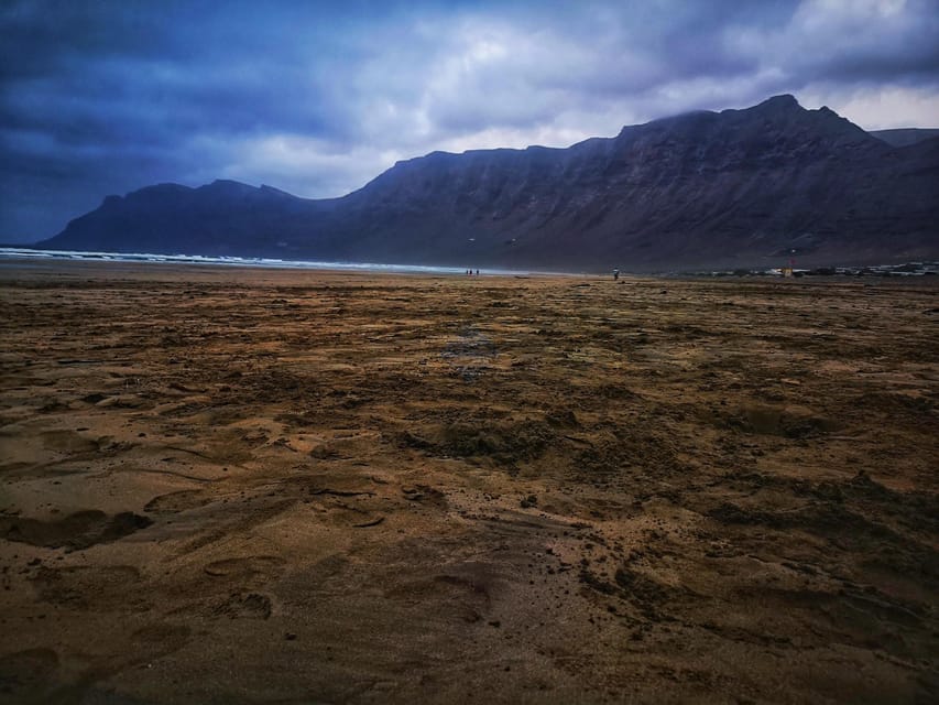 Lanzarote: César Manrique Foundation and Teguise Market - Famara Beach is a scenic pause, not a full stop
