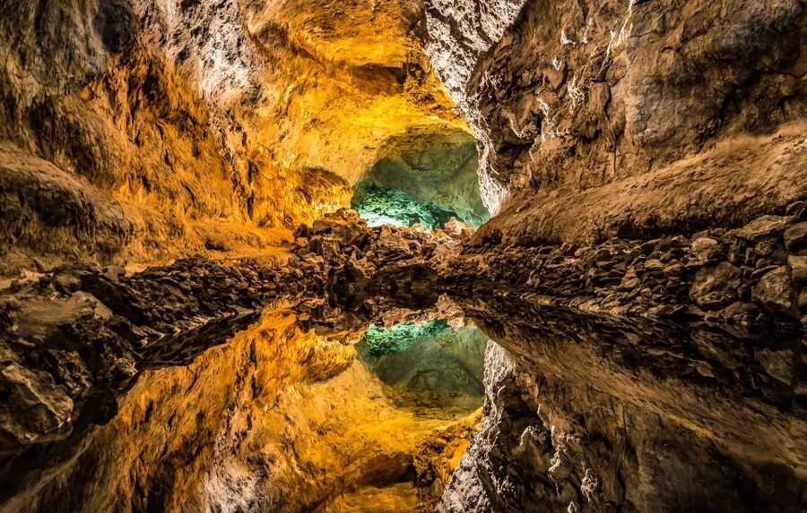 Lanzarote: Cueva de los Verdes & Jameos del Agua Tour - Guinate Viewpoint and the Chinijo Archipelago