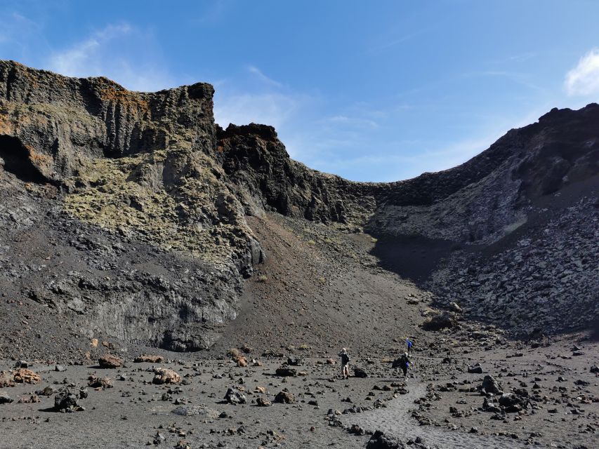 Lanzarote: Guided Volcano Hike with Transfers - What makes this better than a quick park visit