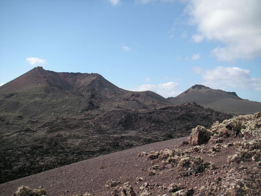 Lanzarote: Guided Volcano Hike with Transfers - Who should book this hike?