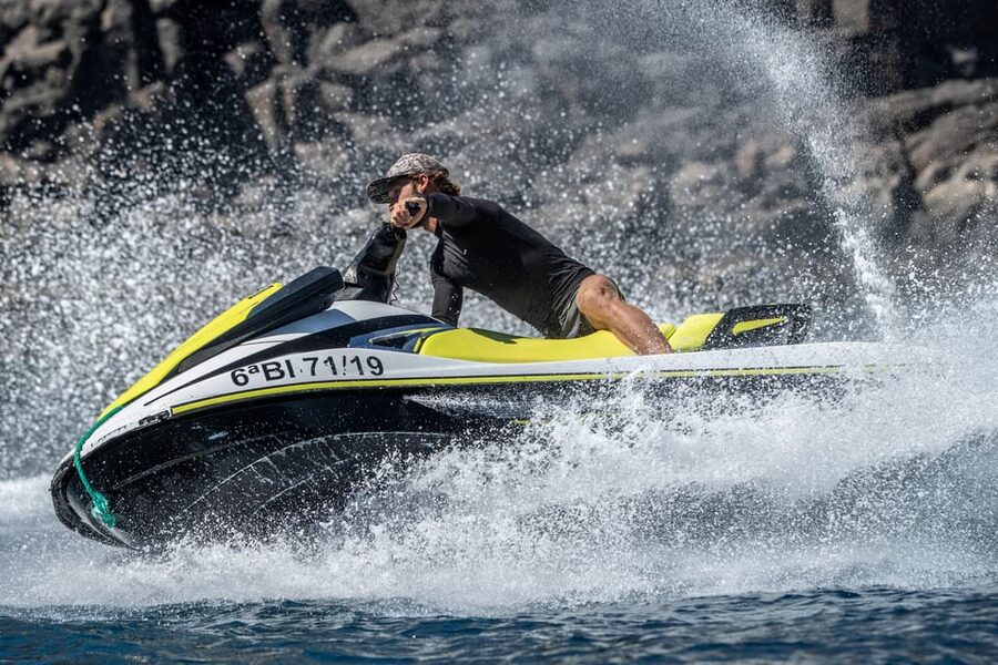Lanzarote: Jet Ski Tour - Volcanic cliffs, beaches, and the chance of dolphins