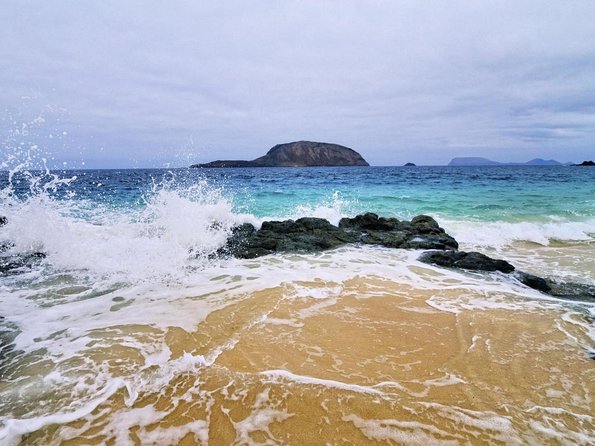 Lanzarote: La Graciosa island cruise with lunch and water activities - Why La Graciosa Makes This Boat Trip Special
