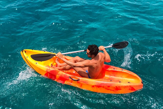 Lanzarote: La Graciosa island cruise with lunch and water activities - Boarding the Catamaran for Playa de la Francesa