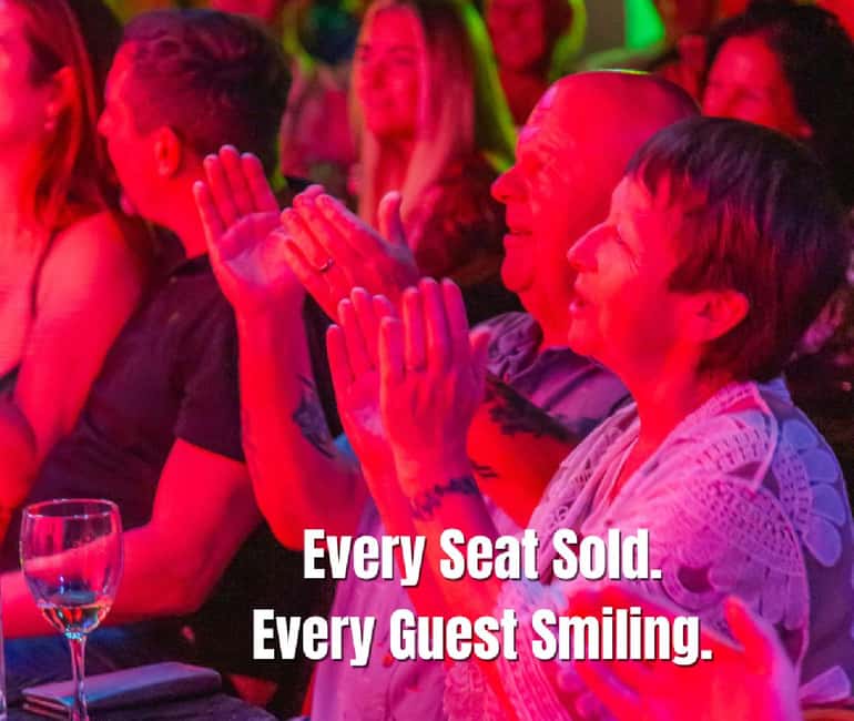 Lanzarote: MHT - Music Hall Tavern - Comedy Drag Dinner Show - The main production comes in two parts