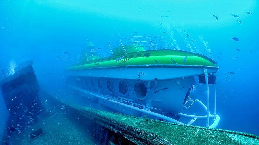 Lanzarote: Real Submarine Dive with Hotel Pickup - What to know before you reserve