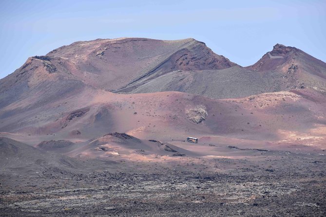Lanzarote Short South Tour with Timanfaya Volcano Entrance - Timanfaya in half a day
