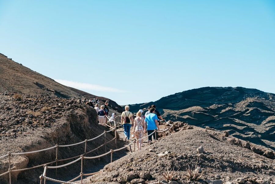 Lanzarote: Timanfaya National Park & La Geria Tour - Booking tips for a smoother outing