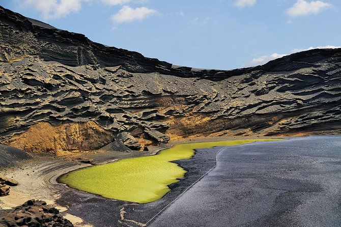 Lanzarote Volcano and Wine Region Tour from Fuerteventura - Lunch, the one major extra cost