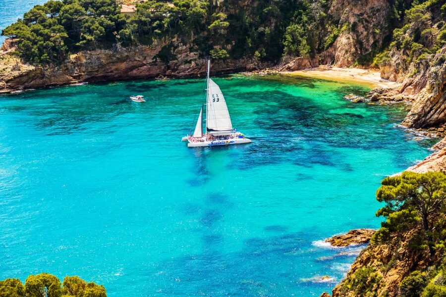 Lloret de Mar: Catamaran Sailing Cruise with BBQ and Drinks - Choosing between the morning, afternoon, and Saturday options