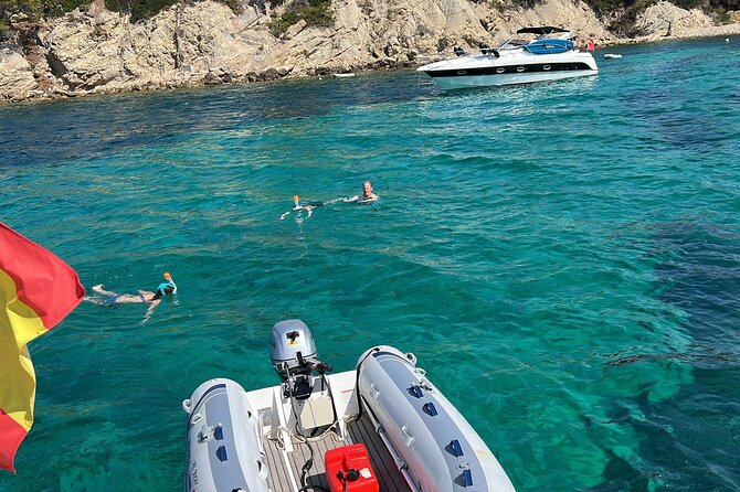 Luxury Catamaran sailing with welcome Drinks Tapas Max10-12Person - What makes the catamaran comfortable