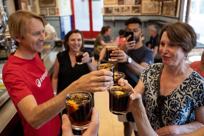 Madrid by Night: Tapas Crawl, Local Drinks & Hidden Gems - Starting in Plaza de la Villa