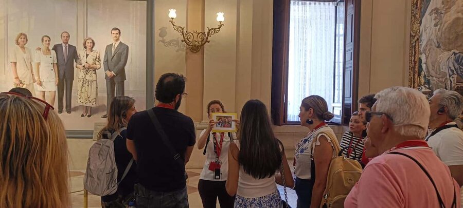 Madrid: El Prado Museum and the Royal Palace Guided Tour - Inside the Prado Museum with Velázquez and Goya