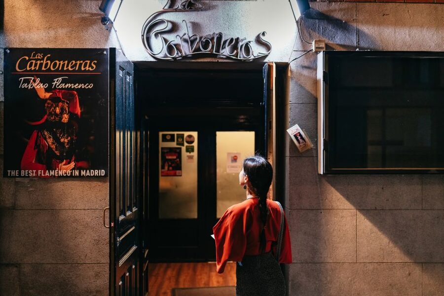 Madrid: Flamenco Show at Tablao Las Carboneras - Finding the entrance without losing your seat