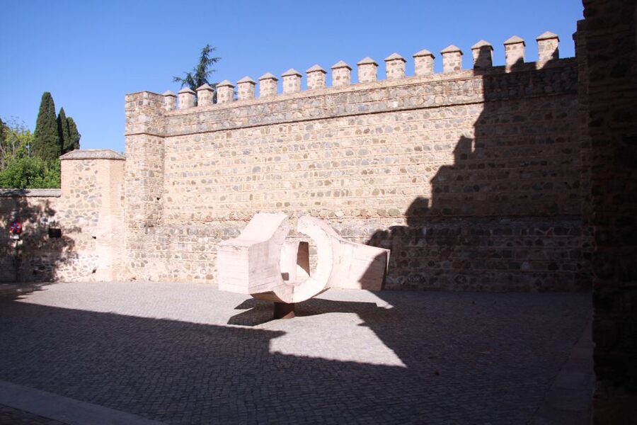 Madrid: Full-Day Guided Tour of Toledo with Cathedral Visit - Seventy-five minutes to eat and wander