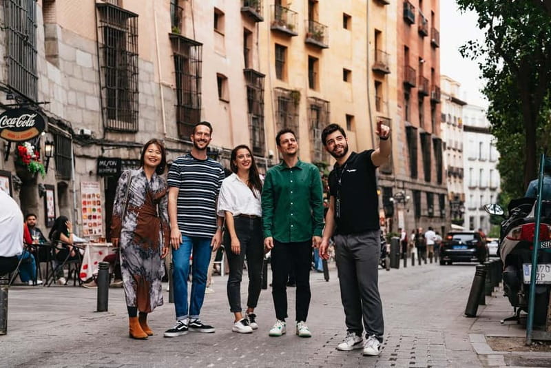 Madrid: Guided Tapas and Wine Tour with Terrace Visit - San Miguel and La Cebada market culture