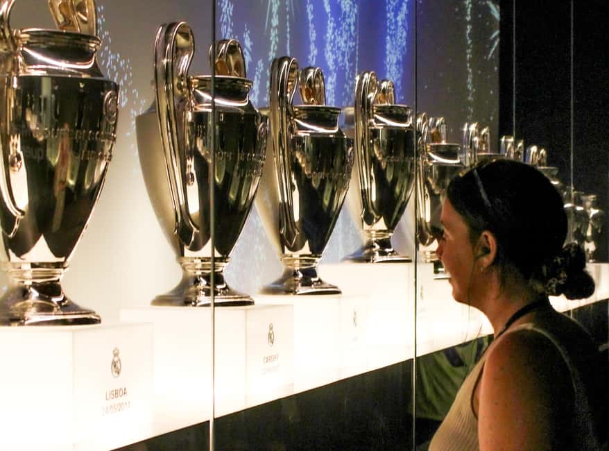 Madrid: Guided Tour of Bernabéu Stadium - Why the guide can be worth the extra cost