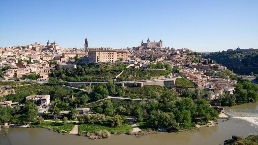 Madrid: Guided Tour of Toledo with Cathedral Visit - Key points at a glance