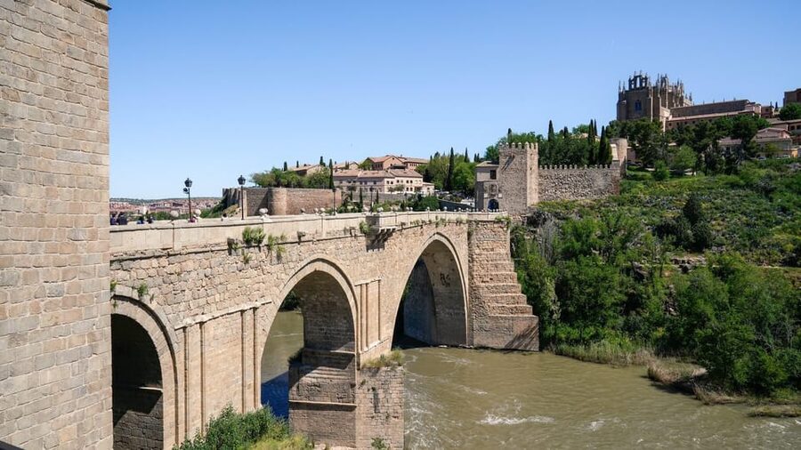 Madrid: Guided Tour of Toledo with Cathedral Visit - Walking into Toledo’s Old Town