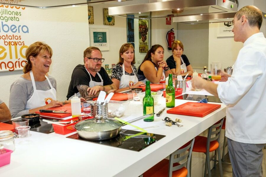 Madrid: Half-Day Spanish Cooking Class - How much food and drink are included