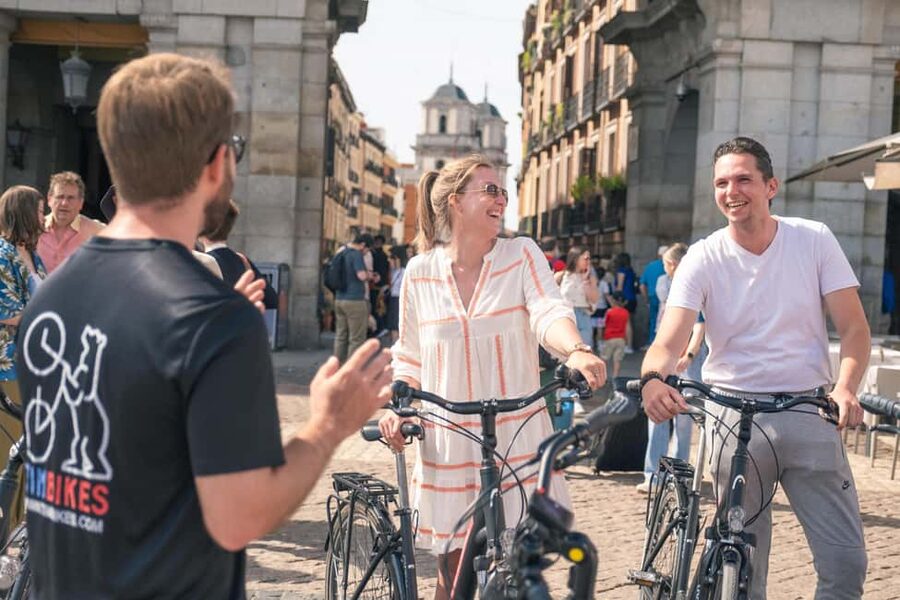 Madrid: Highlights Bike Tour with Optional E-Bike or Tapas - Plaza Mayor and Plaza de Santa Ana