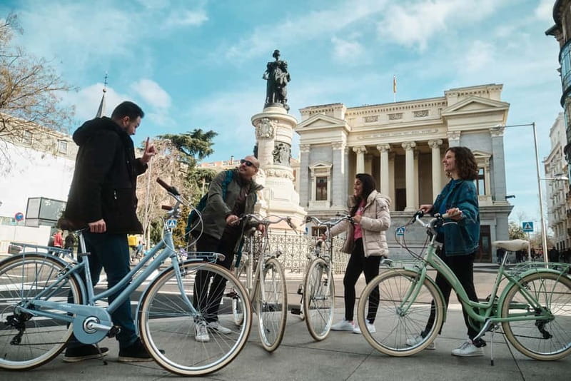 Madrid: Highlights Guided Vintage Bike Tour and Tapas Option - Plaza Mayor and Plaza de la Villa