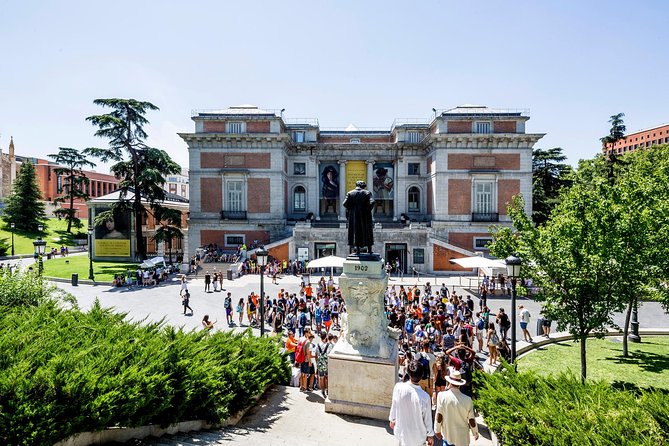 Madrid Highlights with Prado Museum Admission Ticket - Gran Vía, Salamanca, and the city’s grand avenues