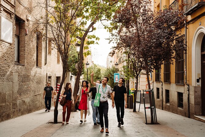 Madrid in a Day Tour:Royal Palace, Historic Center & Prado Museum - A fast, well-shaped introduction to Madrid