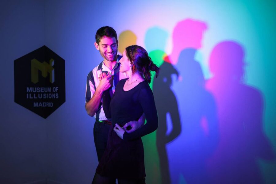Madrid: Museum of Illusions Ticket - The best way to take photographs