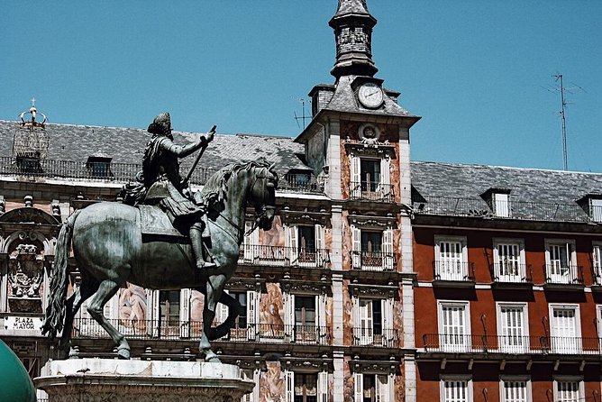 Madrid Old City Guided Exclusive Guided Walking Tour - Madrid’s oldest surviving traces