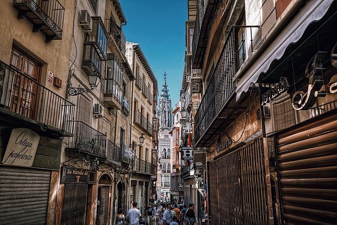 Madrid Old City Guided Exclusive Guided Walking Tour - How much walking and standing should you expect?