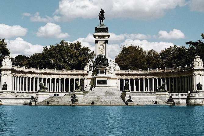 Madrid Old City Guided Exclusive Guided Walking Tour - Plaza de la Villa and the narrow lanes of La Latina