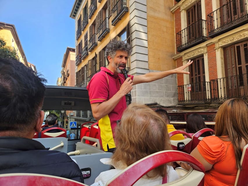 Madrid: Open-Top Big Bus Sightseeing Tour with Live Guide - Key points to know before boarding