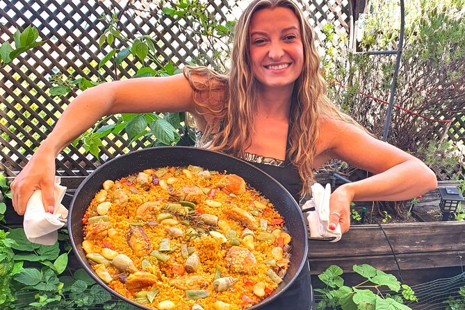 Madrid: Paella & Sangria Classes- Seafood, Chicken & Vegan option - Three Small Spanish Bites Before the Main Dish
