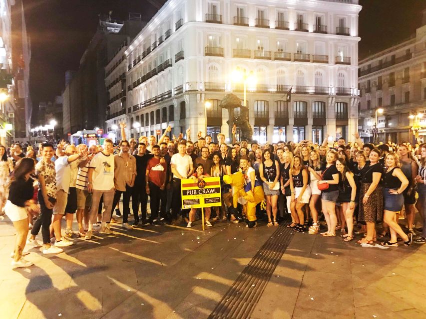Madrid: Pub Crawl Madrid Running since 2005 Bar Exploration - Starting at the Bear statue in Puerta del Sol
