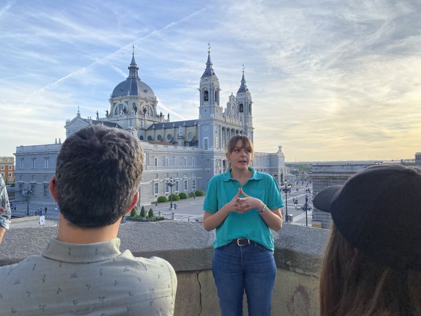 Madrid: Royal Palace and Almudena Cathedral Small-Group Tour - Crossing Plaza de la Armería to the Royal Palace