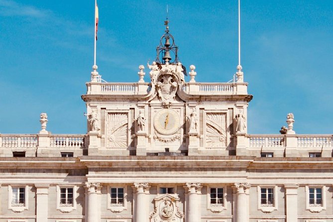 Madrid Royal Palace and Prado Museum Private Tour with Transfers - Small details that improve the experience