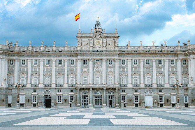 Madrid Royal Palace and Prado Museum Private Tour with Transfers - Starting at Madrid’s Royal Palace